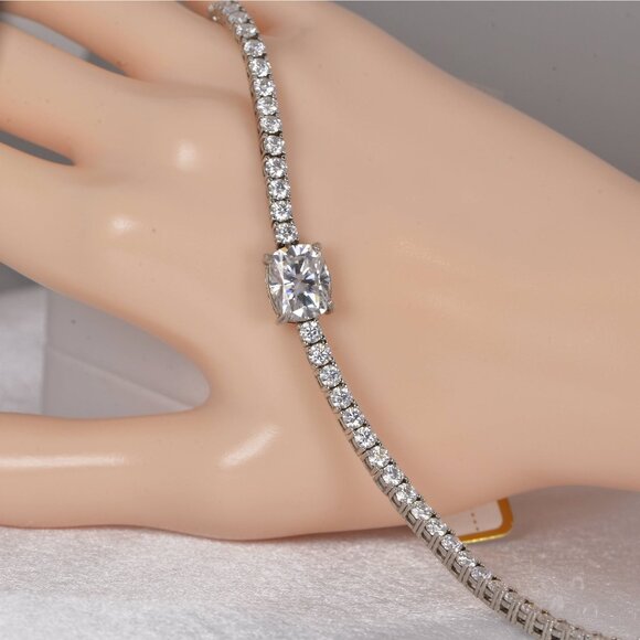 9.8 Ct Certified Oval Cut Moissanite Tennis Bracelet 925 Sterling Silver - Picture 1 of 5